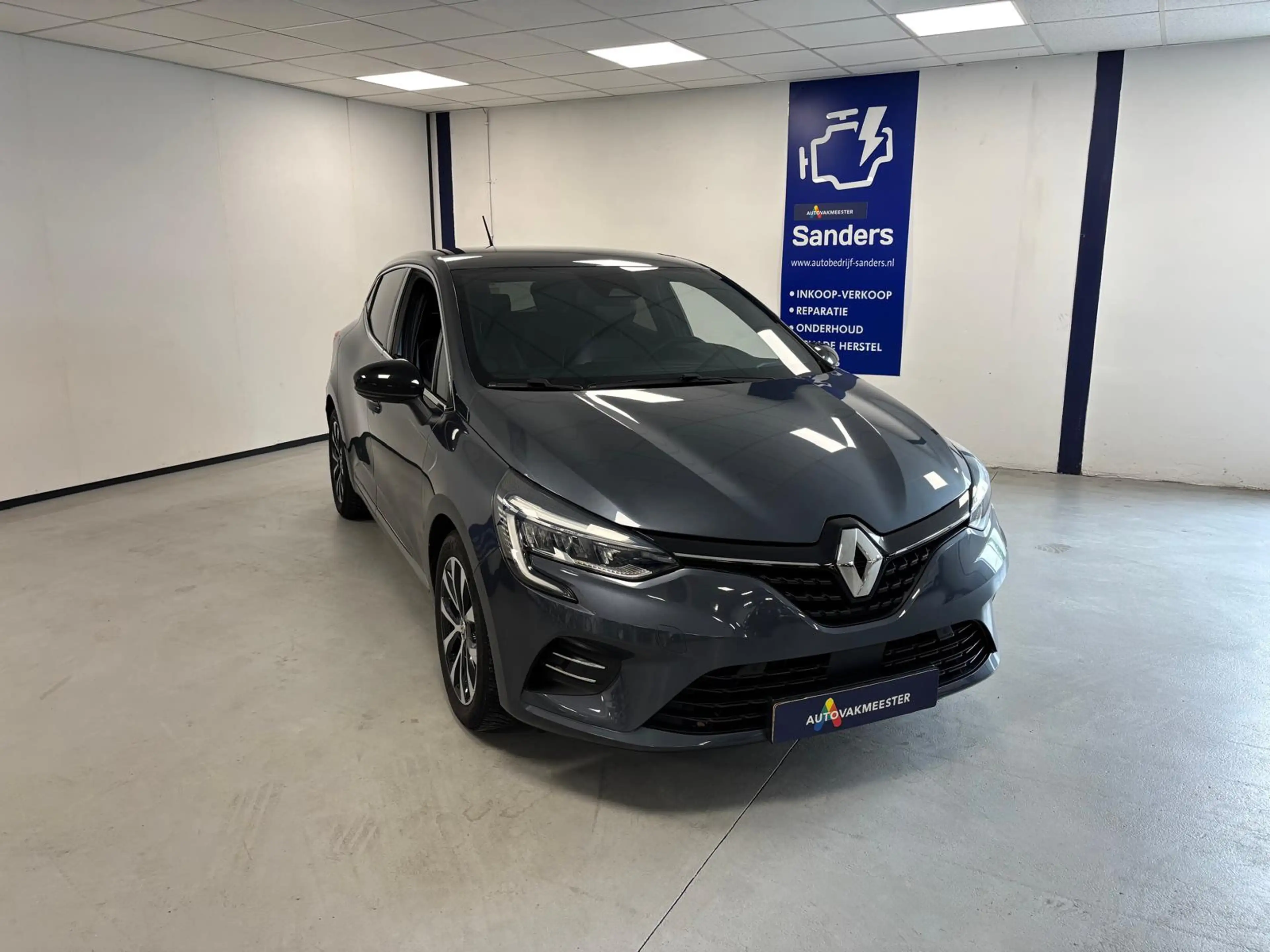 Renault Clio 1.0 TCe Intens — photo 3