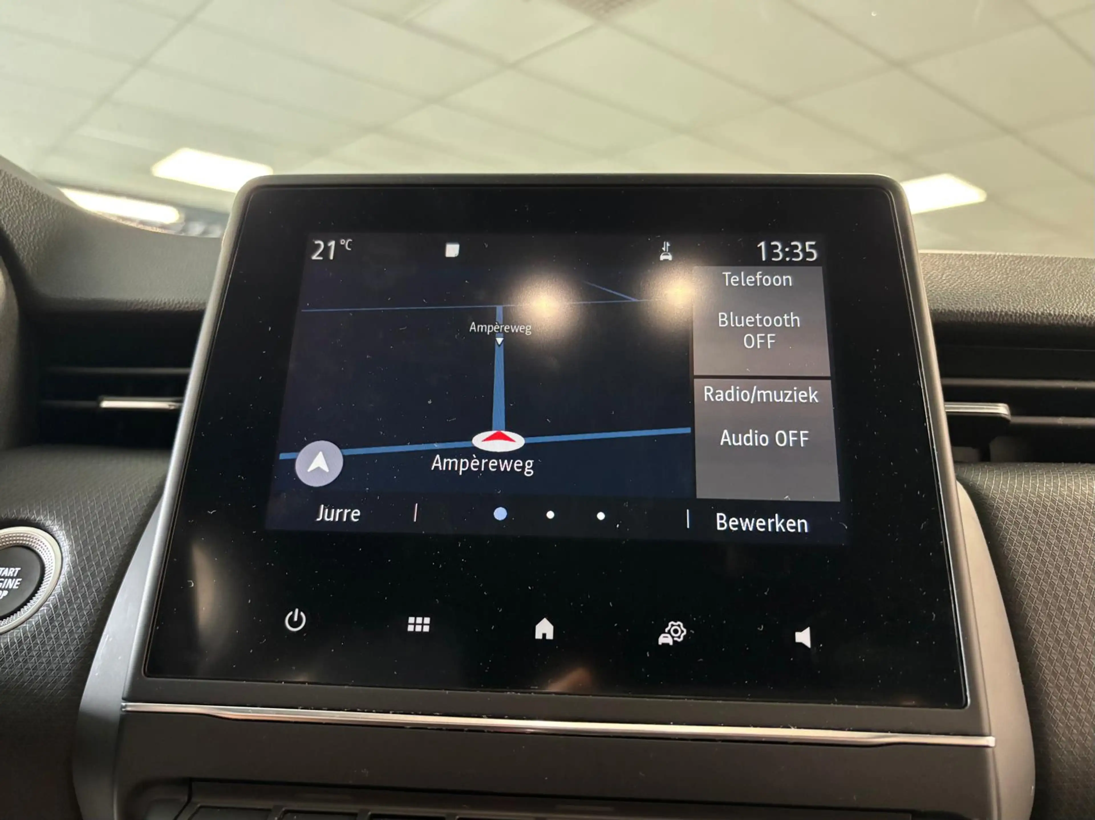 Renault Clio 1.0 TCe Intens — photo 13