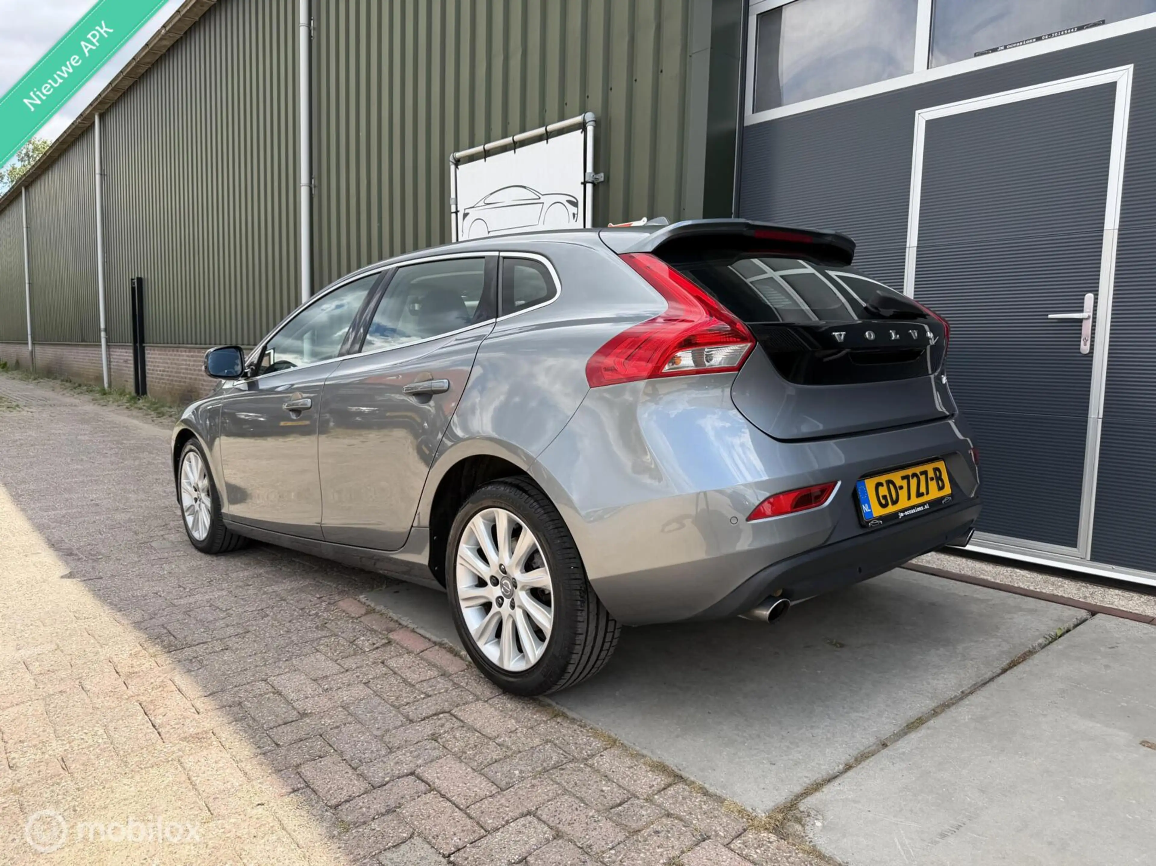 Volvo V40 2.0 T5 Momentum|Clima|Cruise|Xenon|PDC|PDC|245 PK| — photo 6