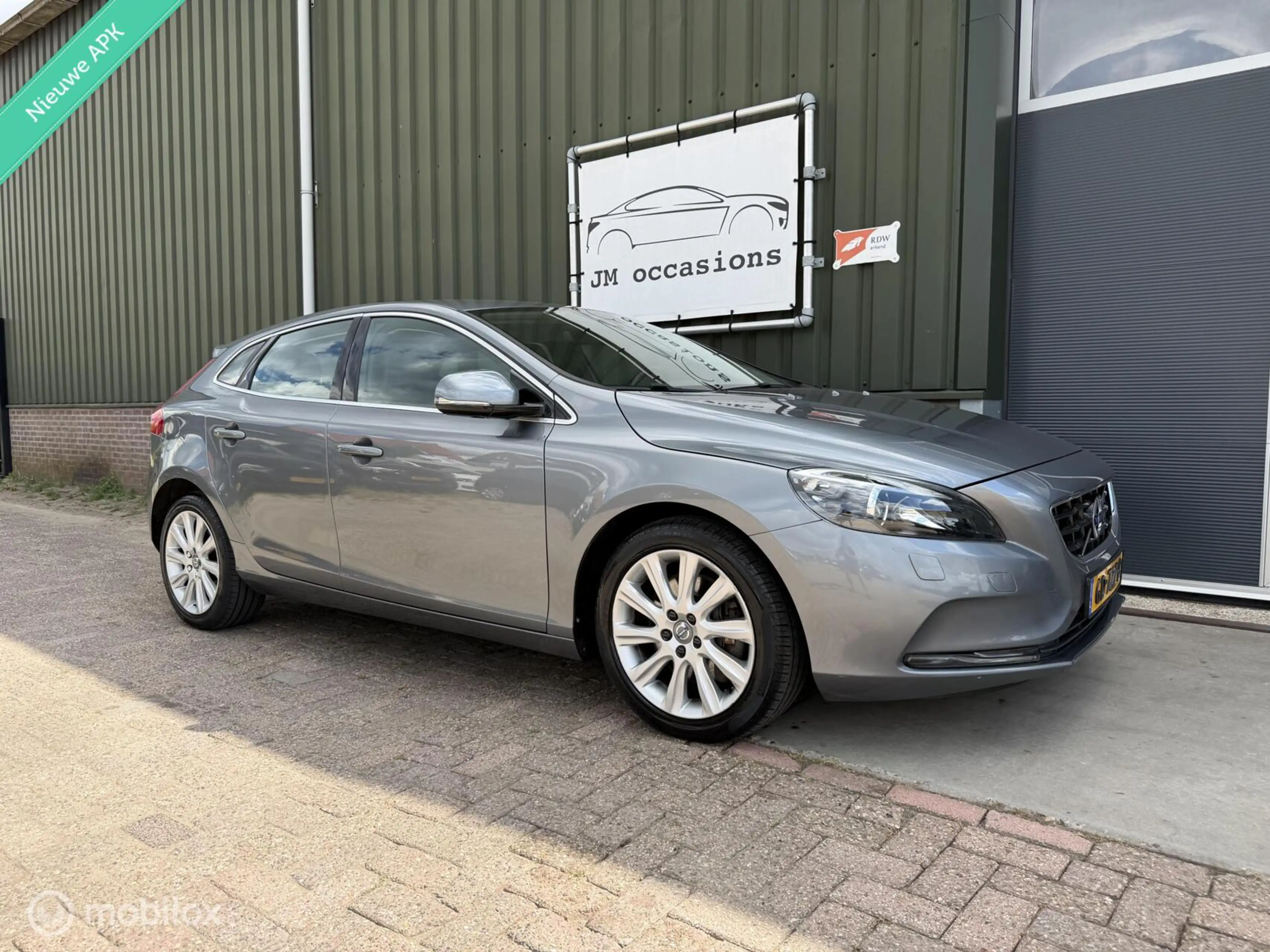 Volvo V40 2.0 T5 Momentum|Clima|Cruise|Xenon|PDC|PDC|245 PK| — photo 13