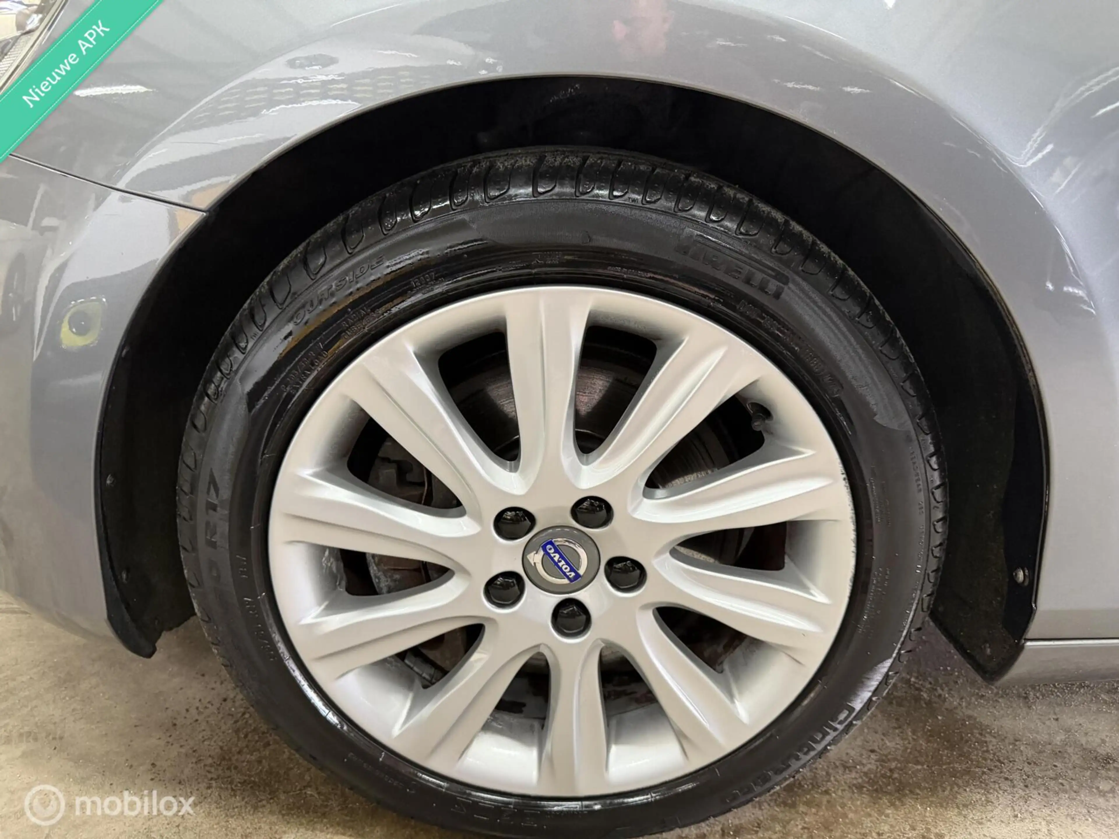 Volvo V40 2.0 T5 Momentum|Clima|Cruise|Xenon|PDC|PDC|245 PK| — photo 23