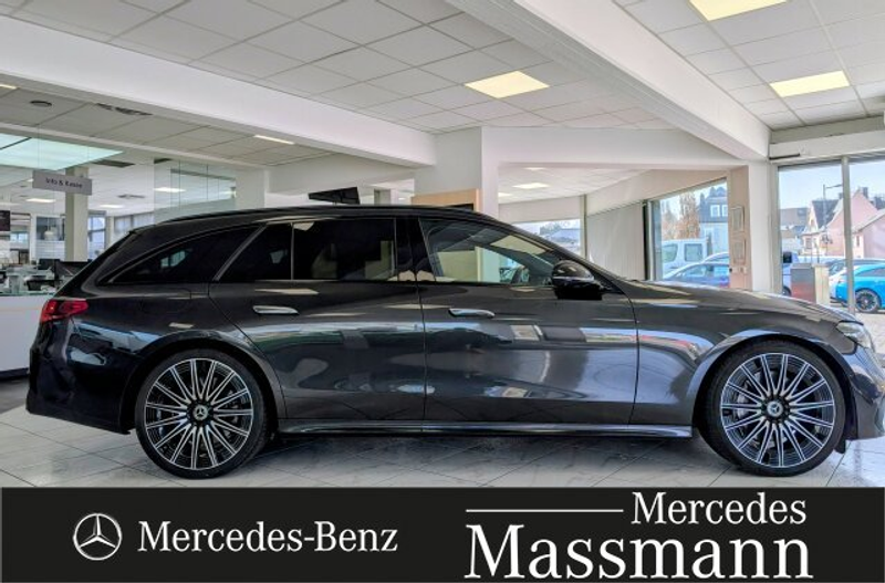 Mercedes-Benz E 450 E 450 d 4MATIC T-Modell AMG Line Advanced Plus — photo 3