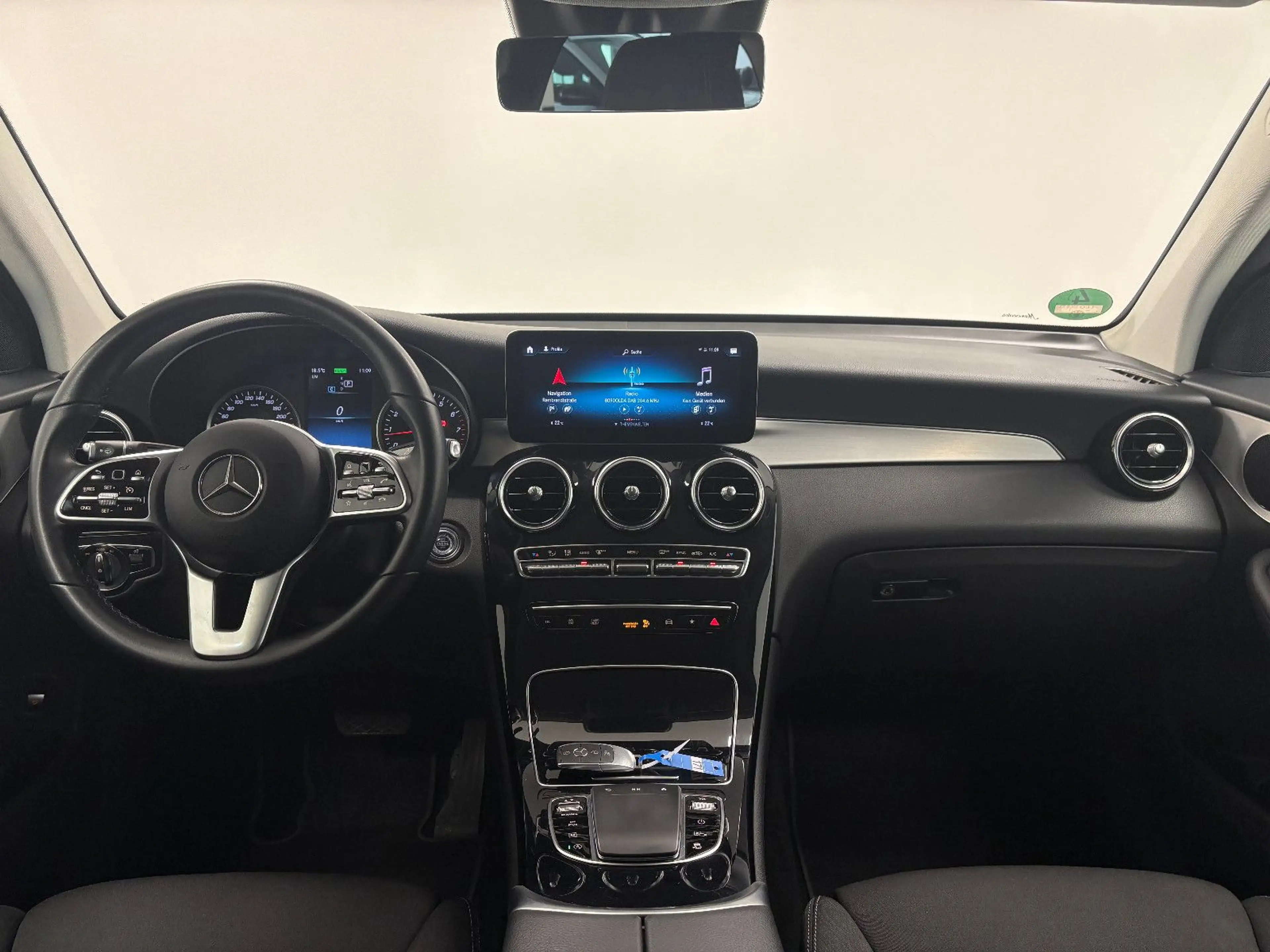 Mercedes-Benz GLC 200 4Matic *AHK*KAMERA* — photo 15