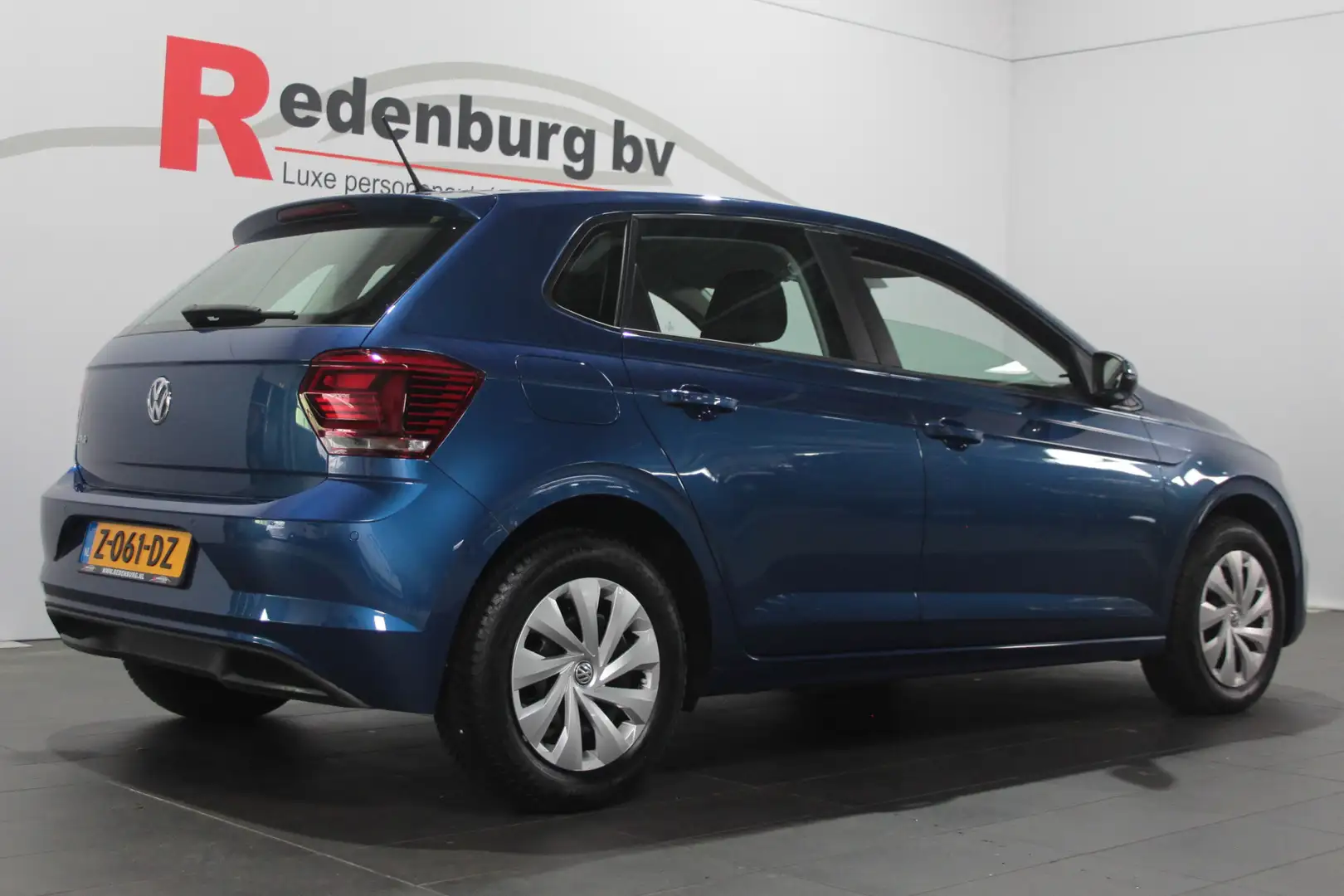 Volkswagen Polo 1.0 MPI Trendline - Airco / Radio / Parksens. Blauw - 2