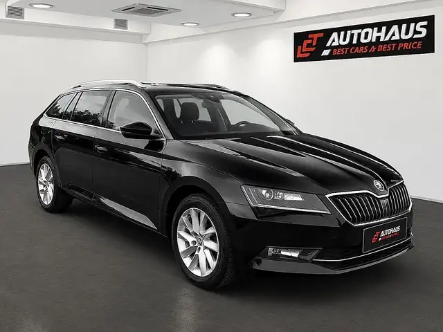 Skoda Superb view 4