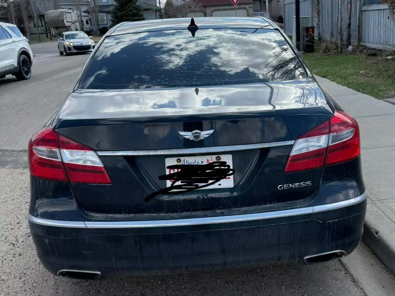 Hyundai Genesis снимка Hyundai Genesis
