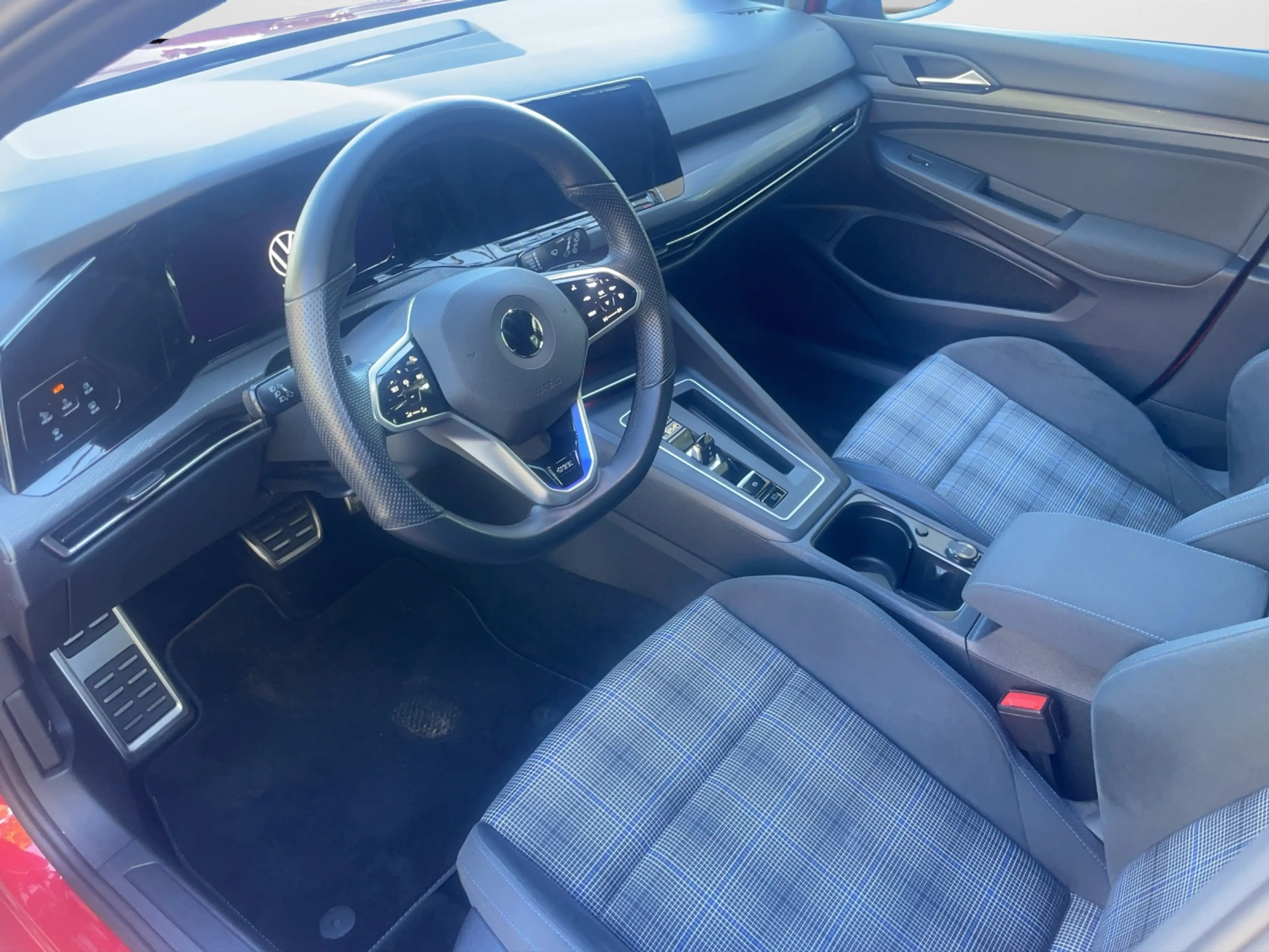 Volkswagen Golf GTE 1.4 TSI DSG eHybrid GTE eHybrid — photo 7