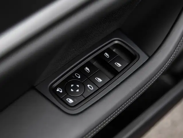 Porsche Taycan view 30