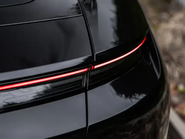 Porsche Taycan view 24