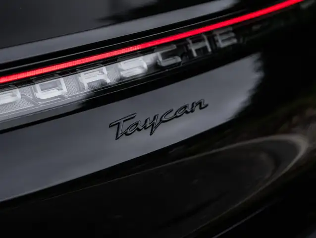 Porsche Taycan view 23