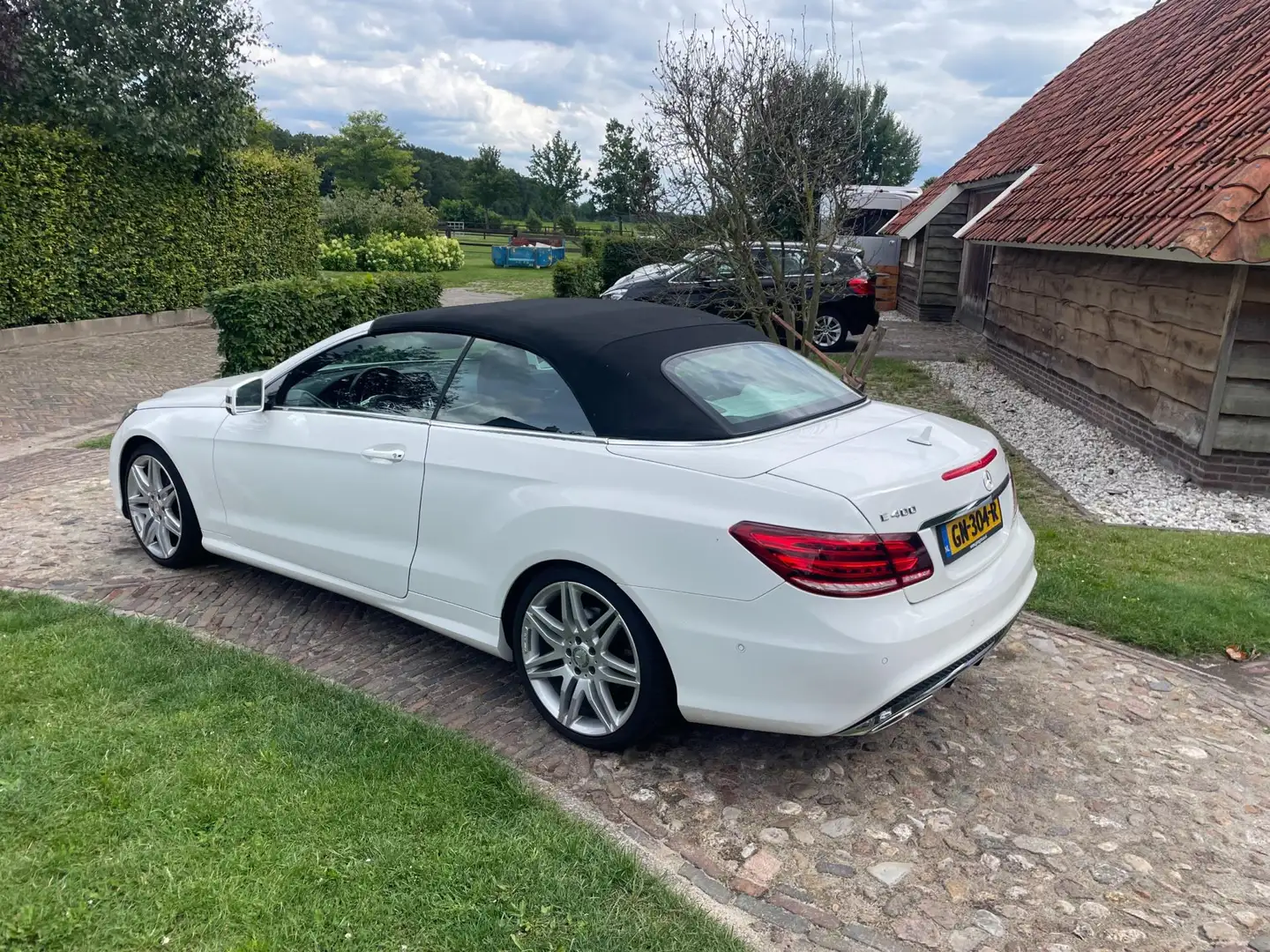 Mercedes-Benz E 400 Cabrio Edition Sport-333pk-Leer-Camera-AMG line- Biały - 1