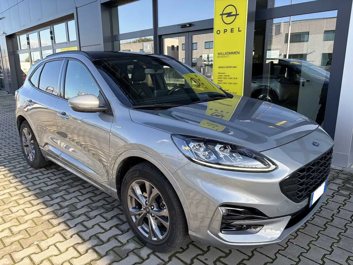 Ford Kuga 2.5 Full Hybrid 190 CV CVT AWD ST-Line X Grau - 1