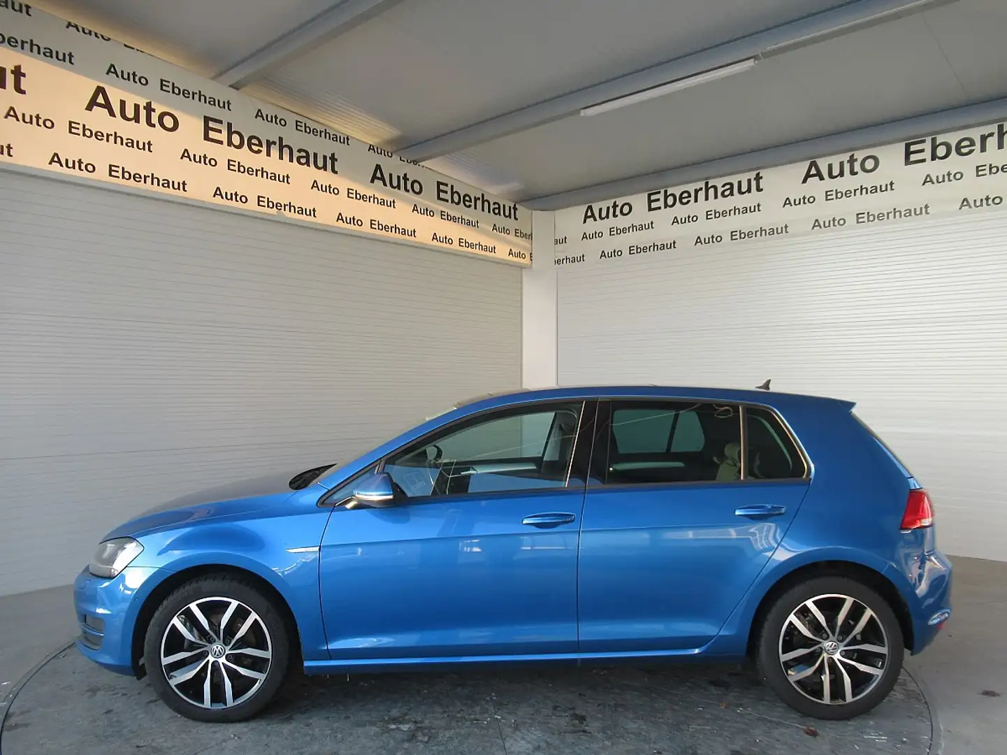 Volkswagen Golf 1,6 BMT TDI *Navi *Sitzheizung *LED *Tempomat Blau - 2