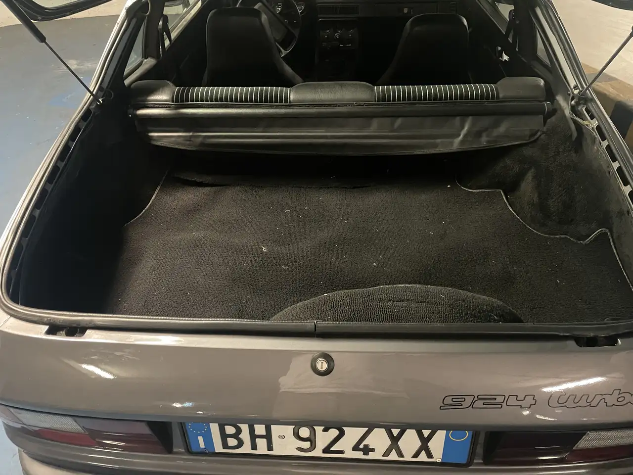 Porsche 924 2.0 Turbo, foto 8