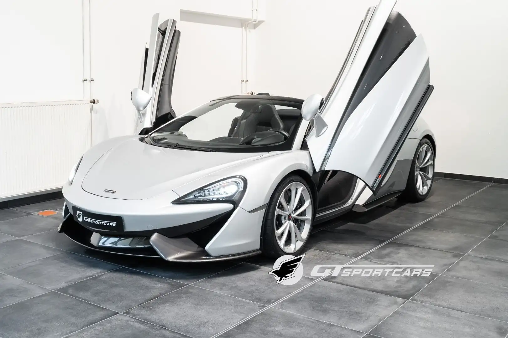 McLaren 570S Spider MSO Auspuff Silber - 2