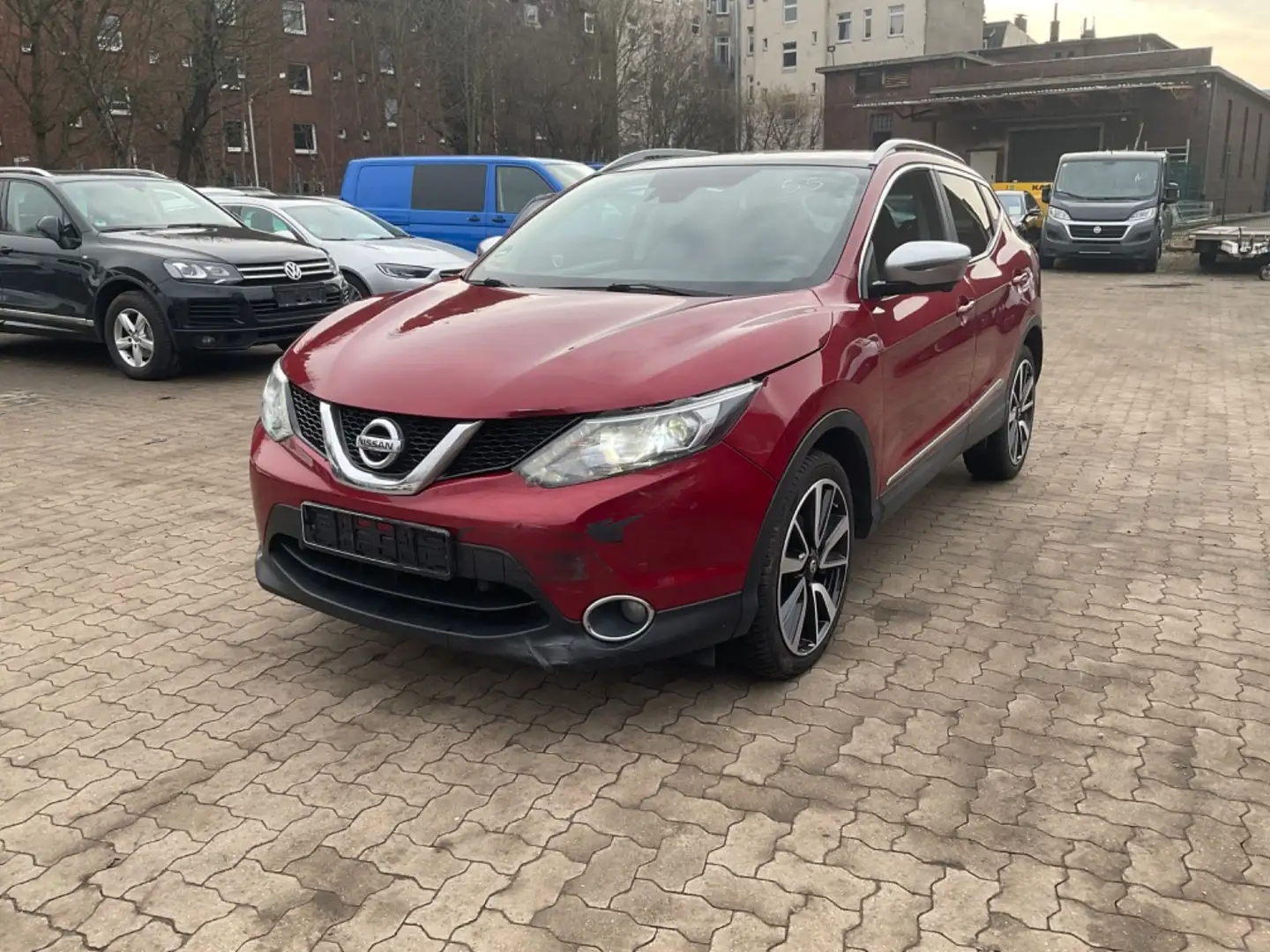 Nissan Qashqai Tekna TÜV 05.2026 Rot - 1