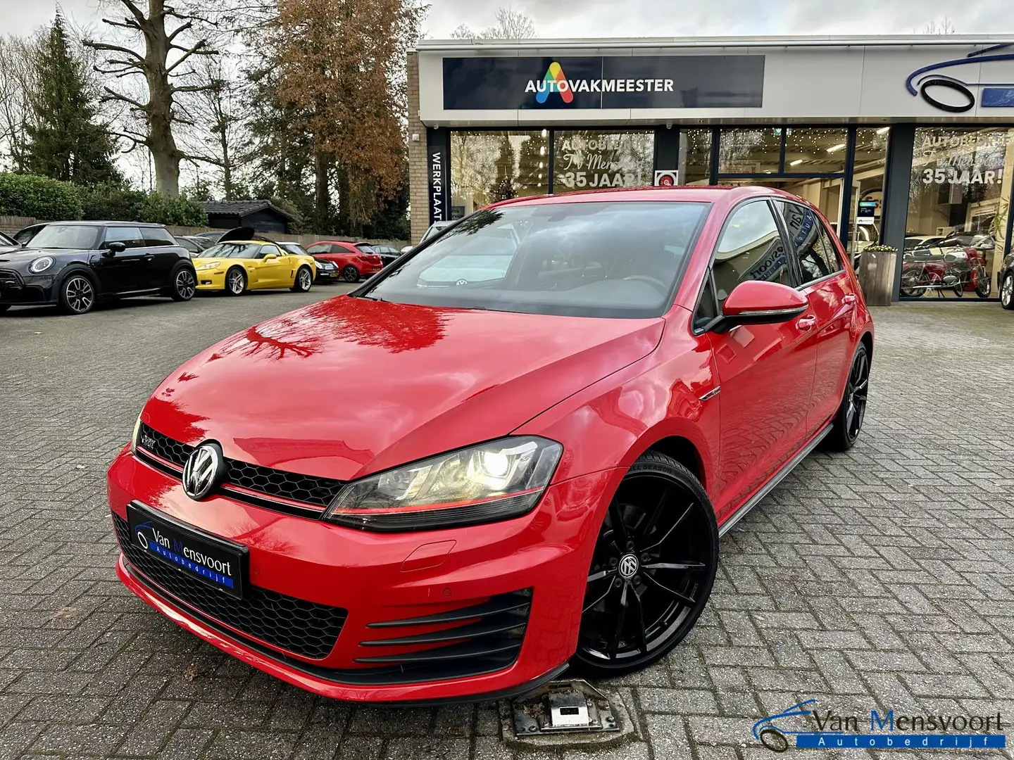 Volkswagen Golf GTI 2.0 220PK DSG 2eEig|NaviXenon|19inch|Climate Rood - 1