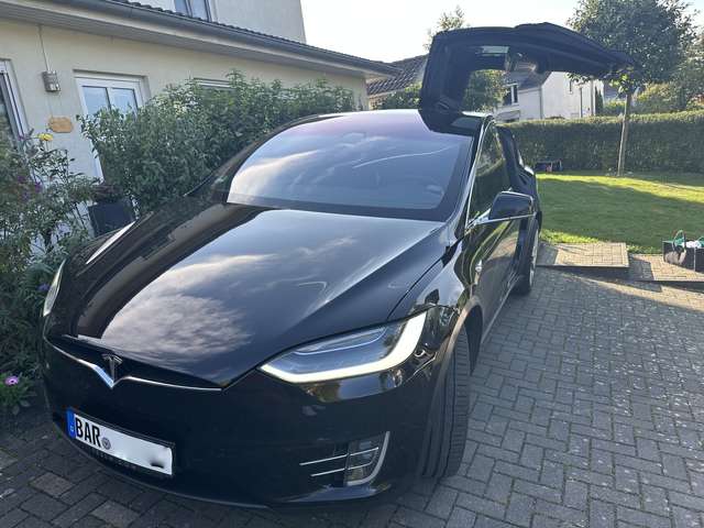 Tesla Model X 100D Allradantrieb
