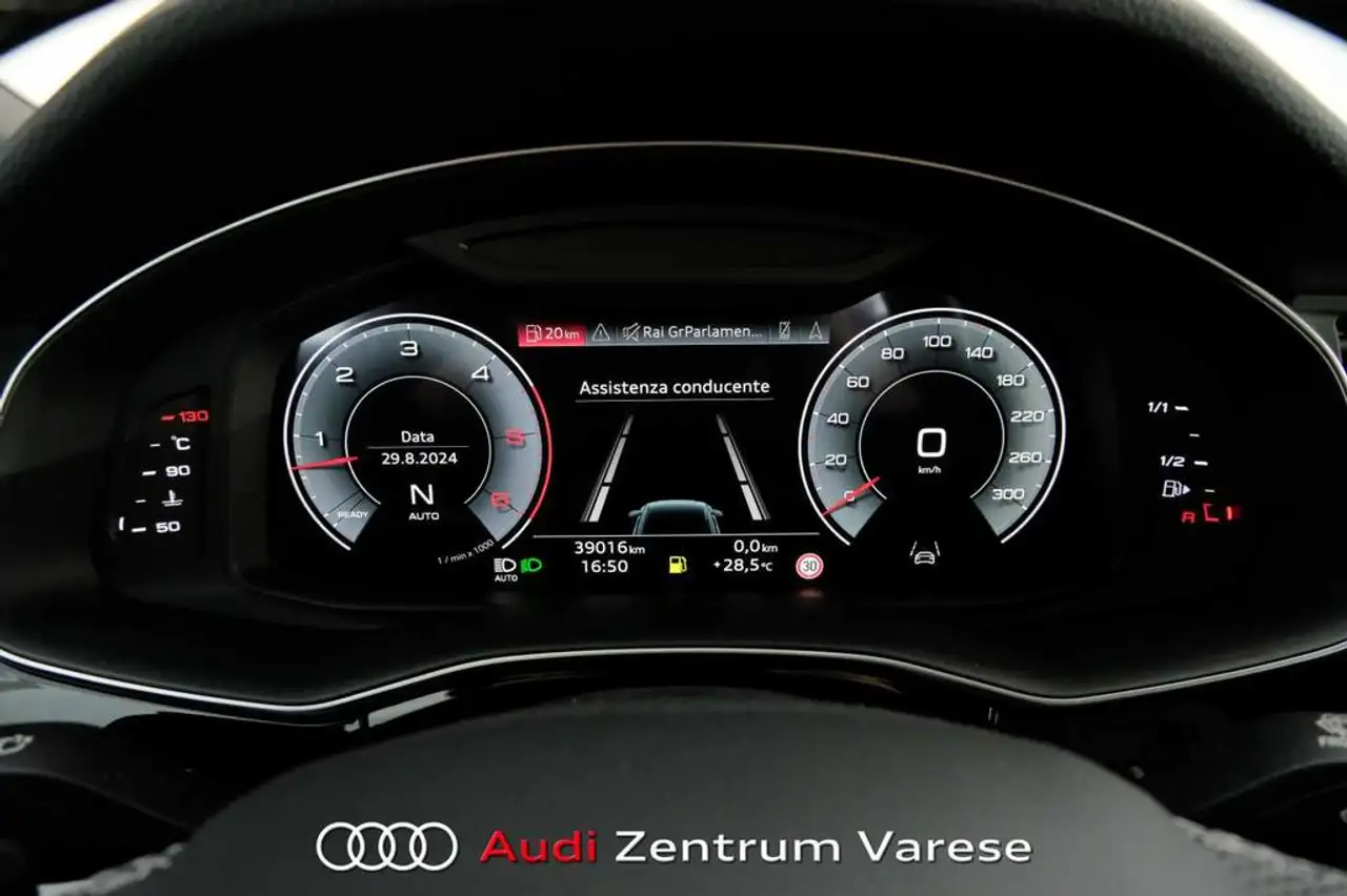 Audi Q8 50 3.0 tdi mhev Sport quattro tiptronic 10