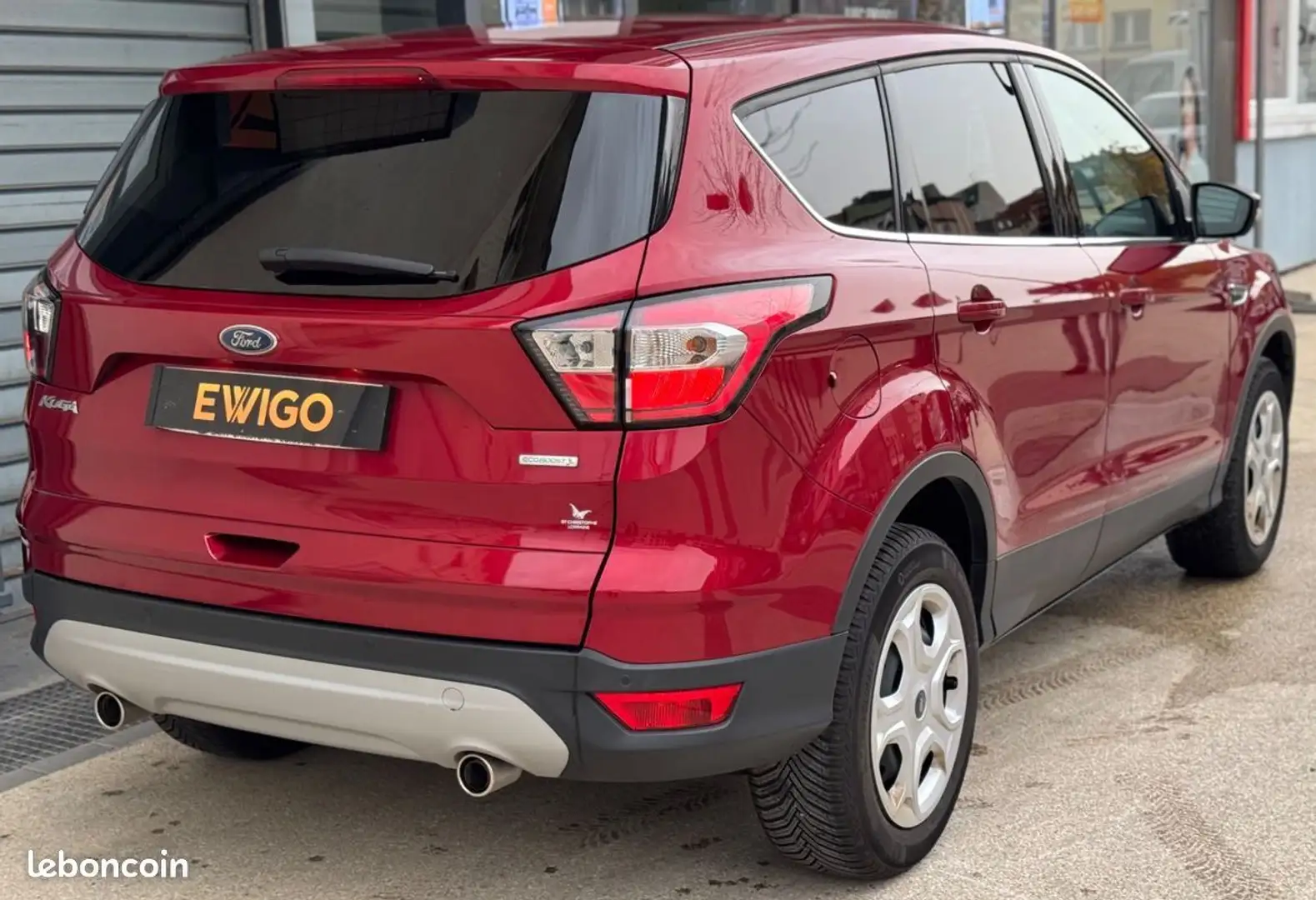 Ford Kuga 1.5 scti 150ch trend 4x2 1er main entretien complet ethanol e85 - Rood - 2