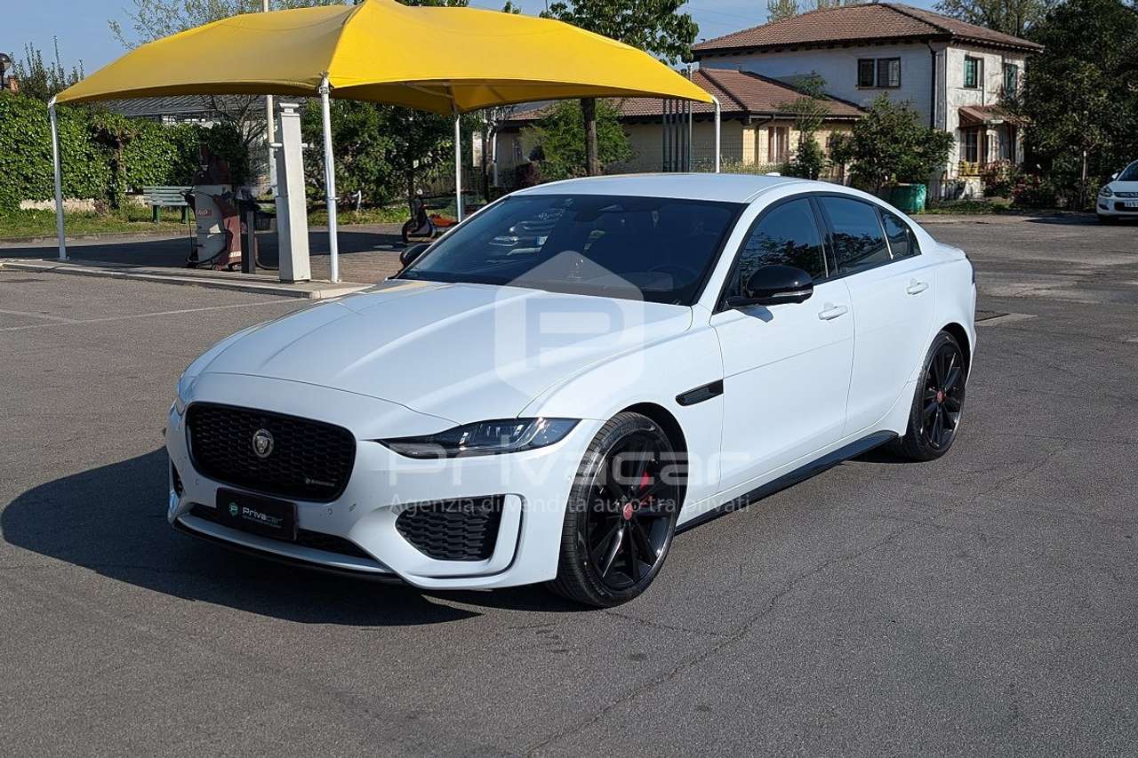 Jaguar XE XE 2.0 D 204 CV AWD aut. R-Dynamic Black