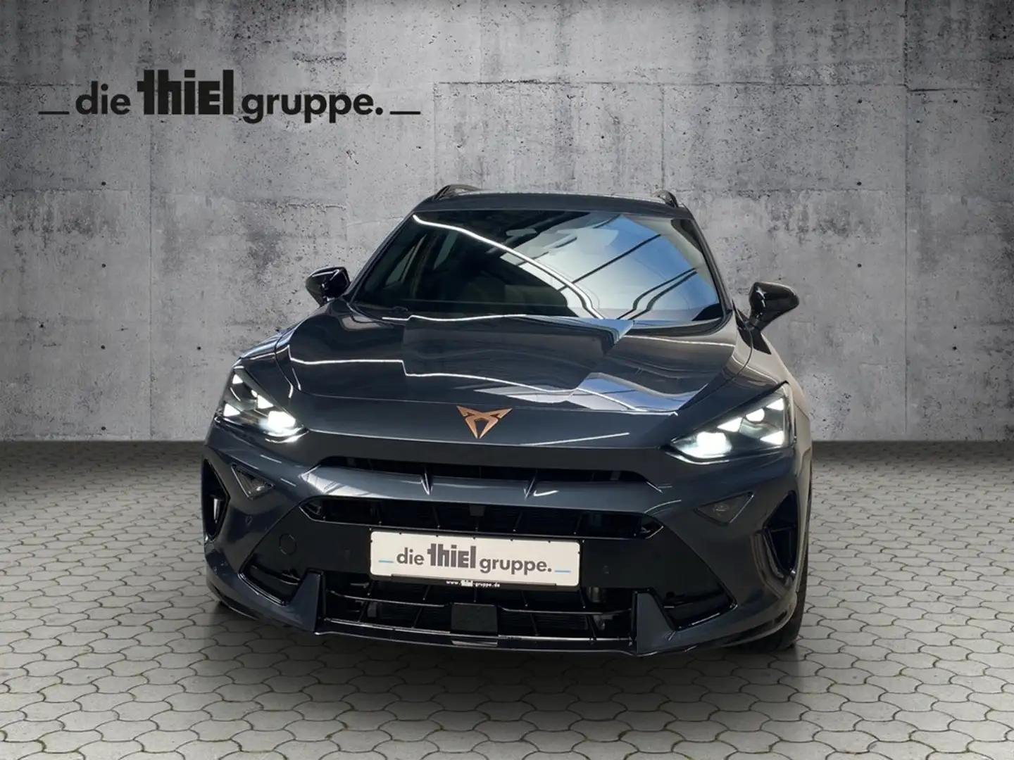 CUPRA Formentor 1.5 eTSI DSG Grau - 2