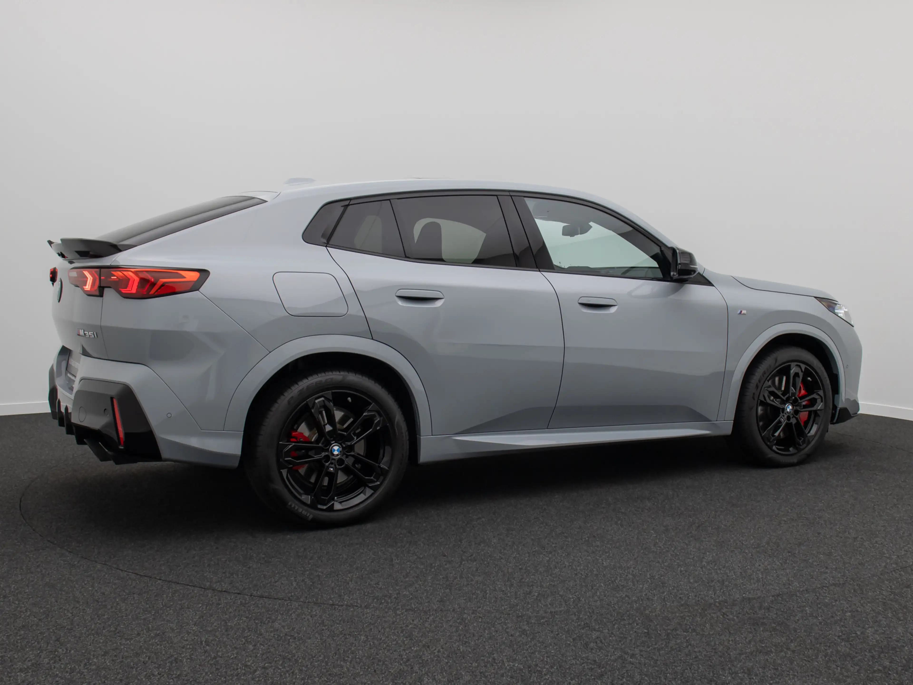 BMW X2 M35i xD HUD 360° H K DAB Panorama 19Zoll Voll — photo 6