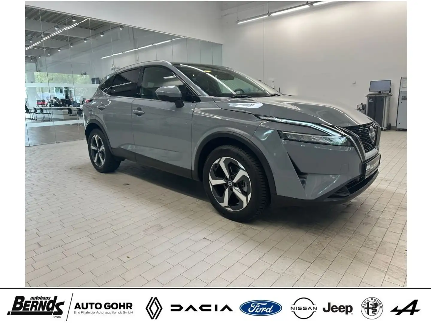 Nissan Qashqai 1.3 DIG-T MHEV Xtronic Premiere Edition -Automatik Grau - 2