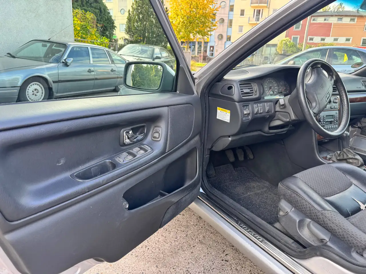 Volvo V70 2.5L TÜV 06/2028, foto 8