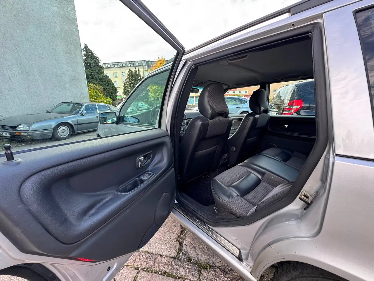 Volvo V70 2.5L TÜV 06/2028, foto 12