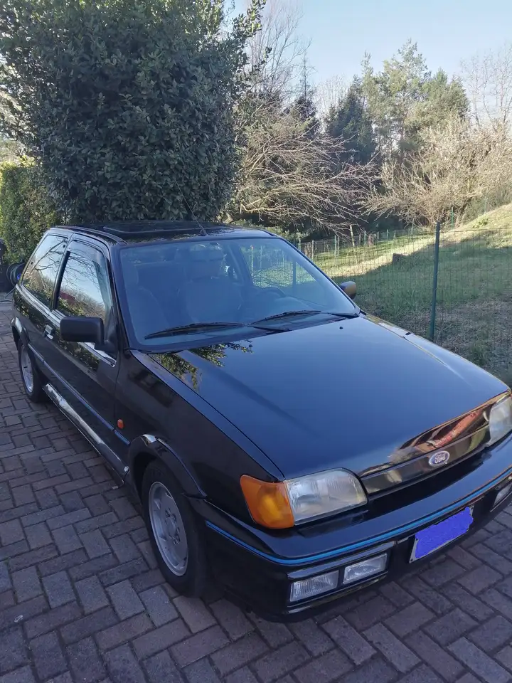 Ford Fiesta 3p 1.6i XR2, foto 2