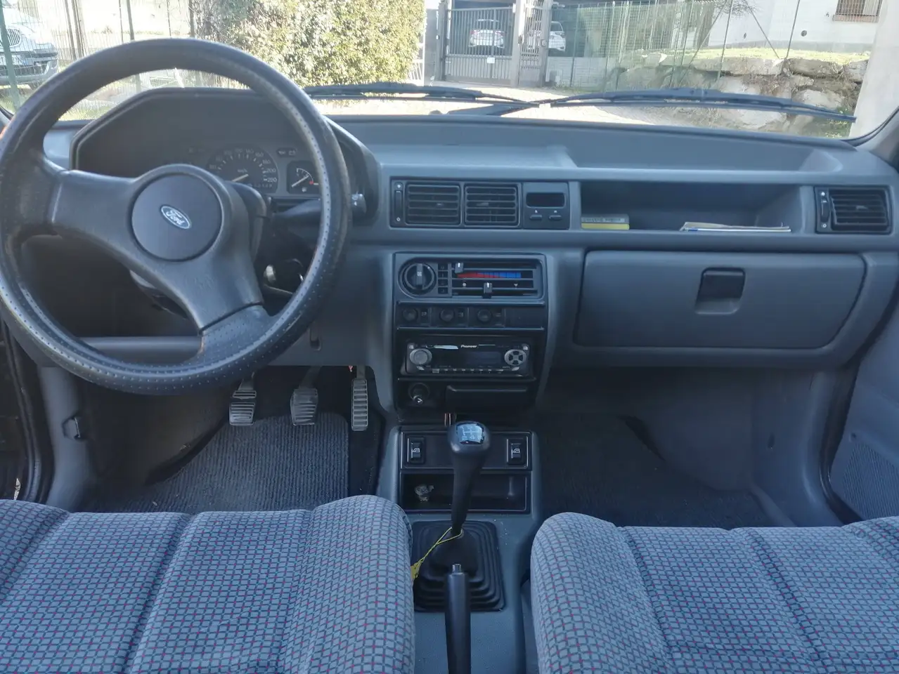 Ford Fiesta 3p 1.6i XR2, foto 4