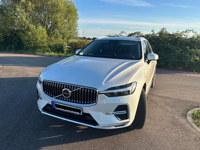 Imagine Volvo XC60 T6 Twin Engine AWD Plug-in Hybrid