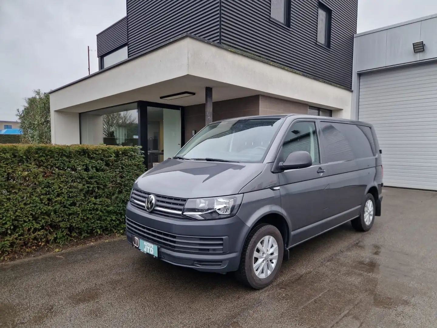 Volkswagen T6 Transporter 2.0 TSI Benzine - 37000 km Uniek! Airco - Garantie Gris - 1