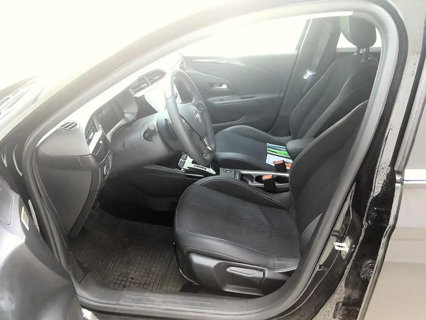 Opel Corsa 1.2 Level 3 AUTOMAAT PDC | LED | LMV 16"| Cruise | Zwart - 2