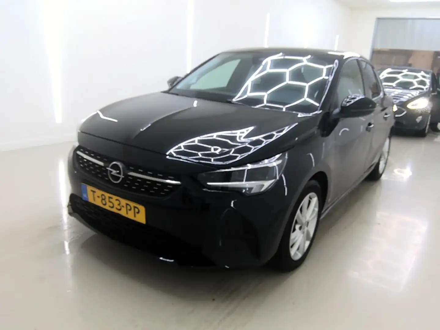 Opel Corsa 1.2 Level 3 AUTOMAAT PDC | LED | LMV 16"| Cruise | Zwart - 1