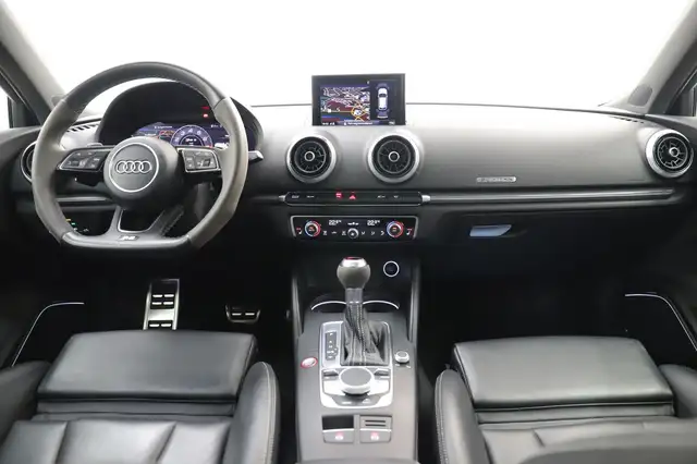 Audi RS3 view 14
