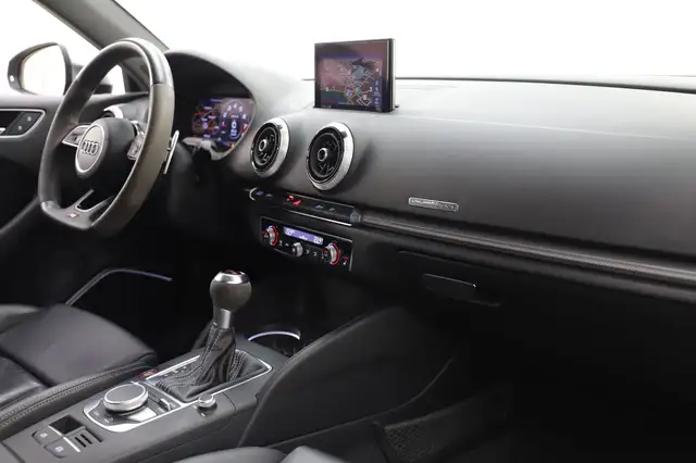 Audi RS3 view 15