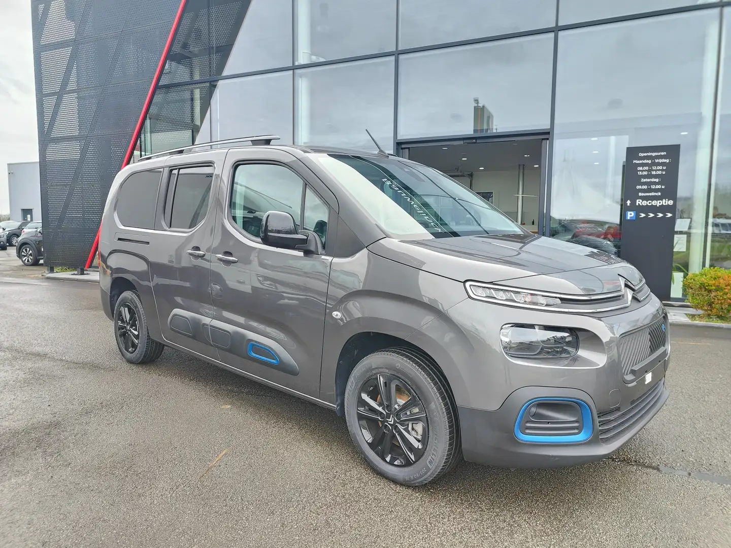 Citroen Berlingo ë-Berlingo XL Elektromotor 136 SHINE Gris - 2