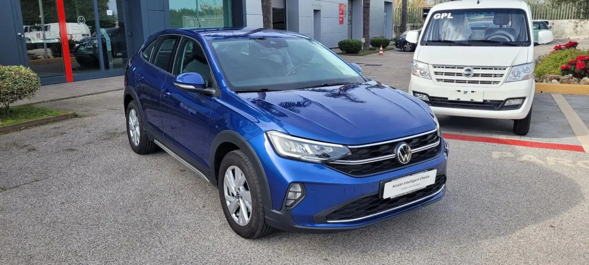 Volkswagen Taigo 1.0 TSI 110 CV Life Blau - 1