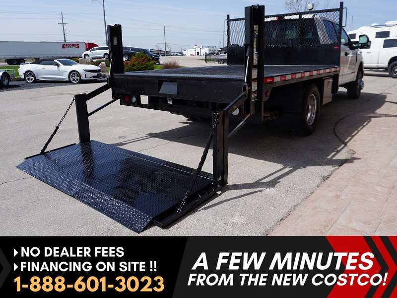  2022 Ford F-350 Super Duty XLT Crew Cab LB DRW 4WD   