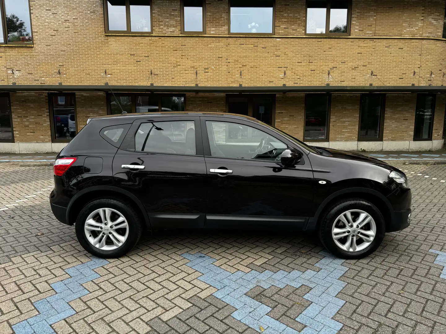 Nissan Qashqai Qashqai 1.6 Visia Violet - 1