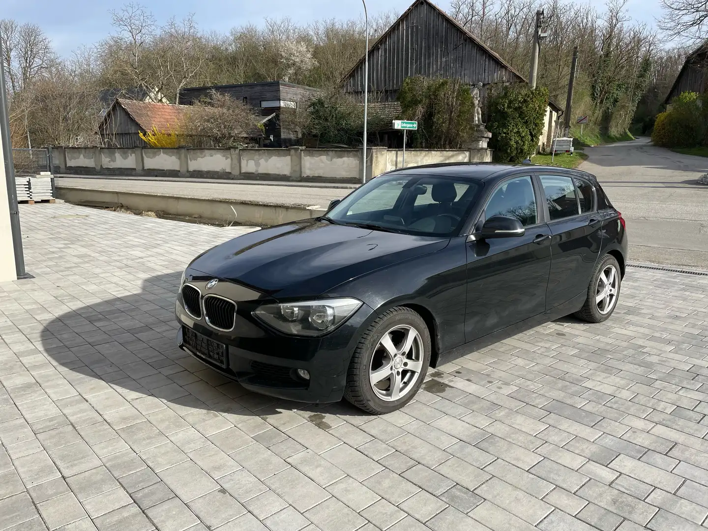 BMW 116 116d Efficient Dynamics Edition Österreich-Pak. Schwarz - 1