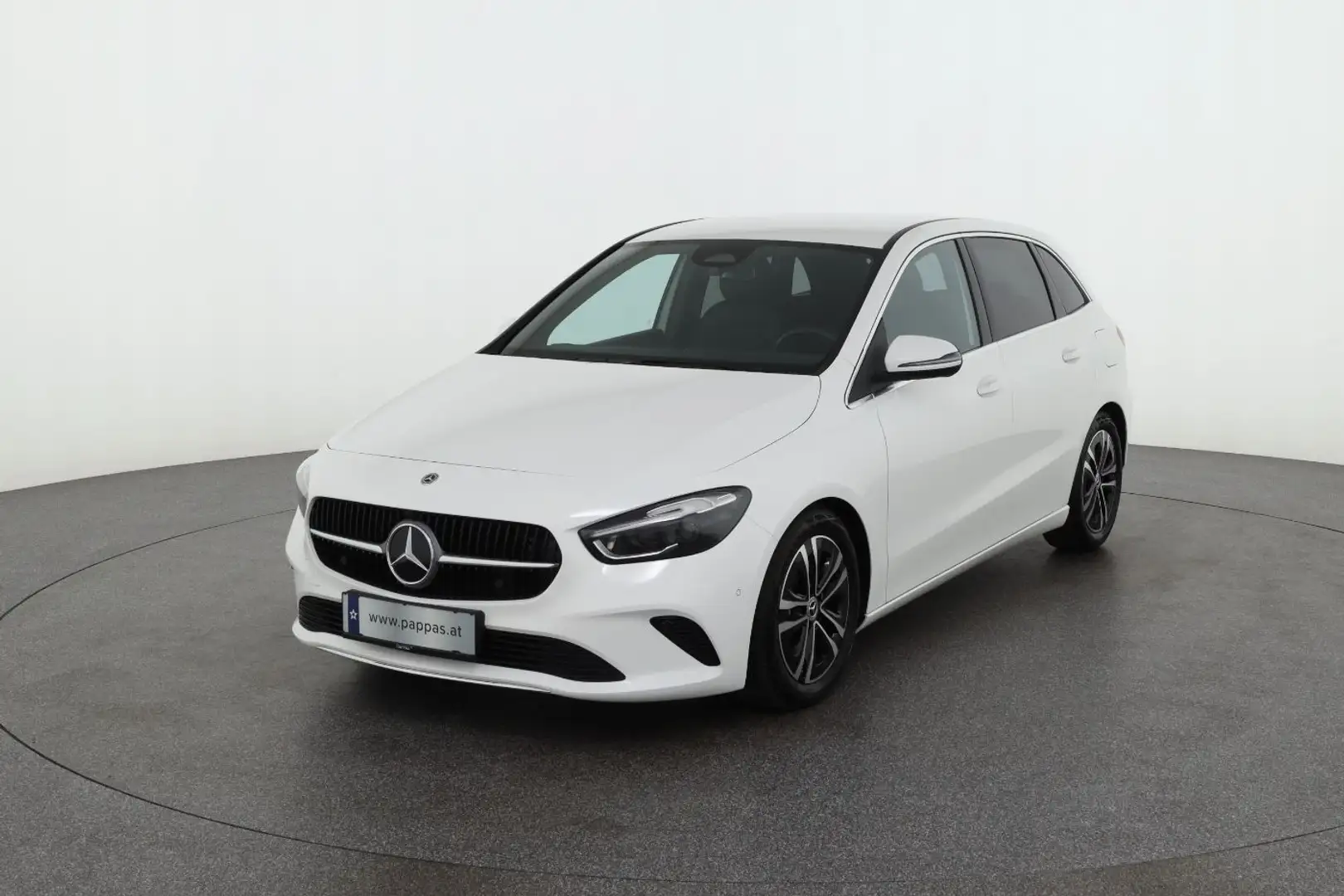 Mercedes-Benz B 180 d Österreich-Edition PTS Cam Navi Wide LED Weiß - 2