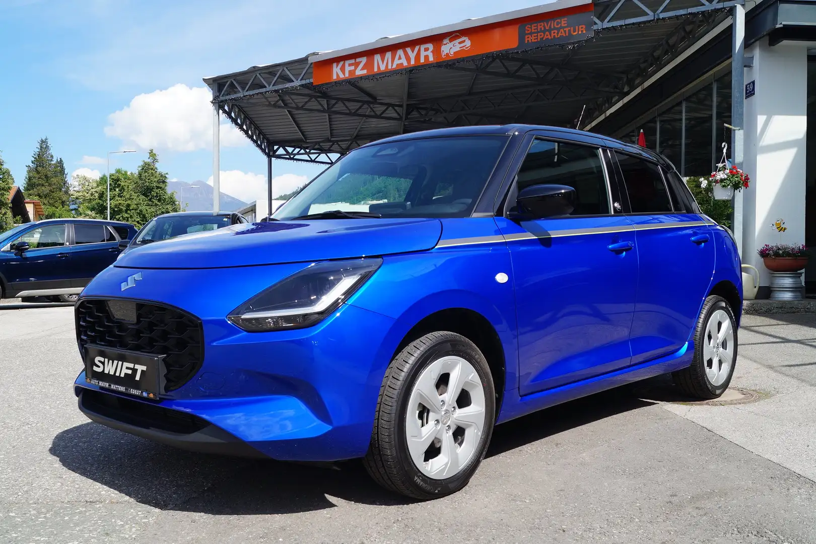 Suzuki Swift 1,2 Hybrid DualJet Allgrip Shine Bleu - 1