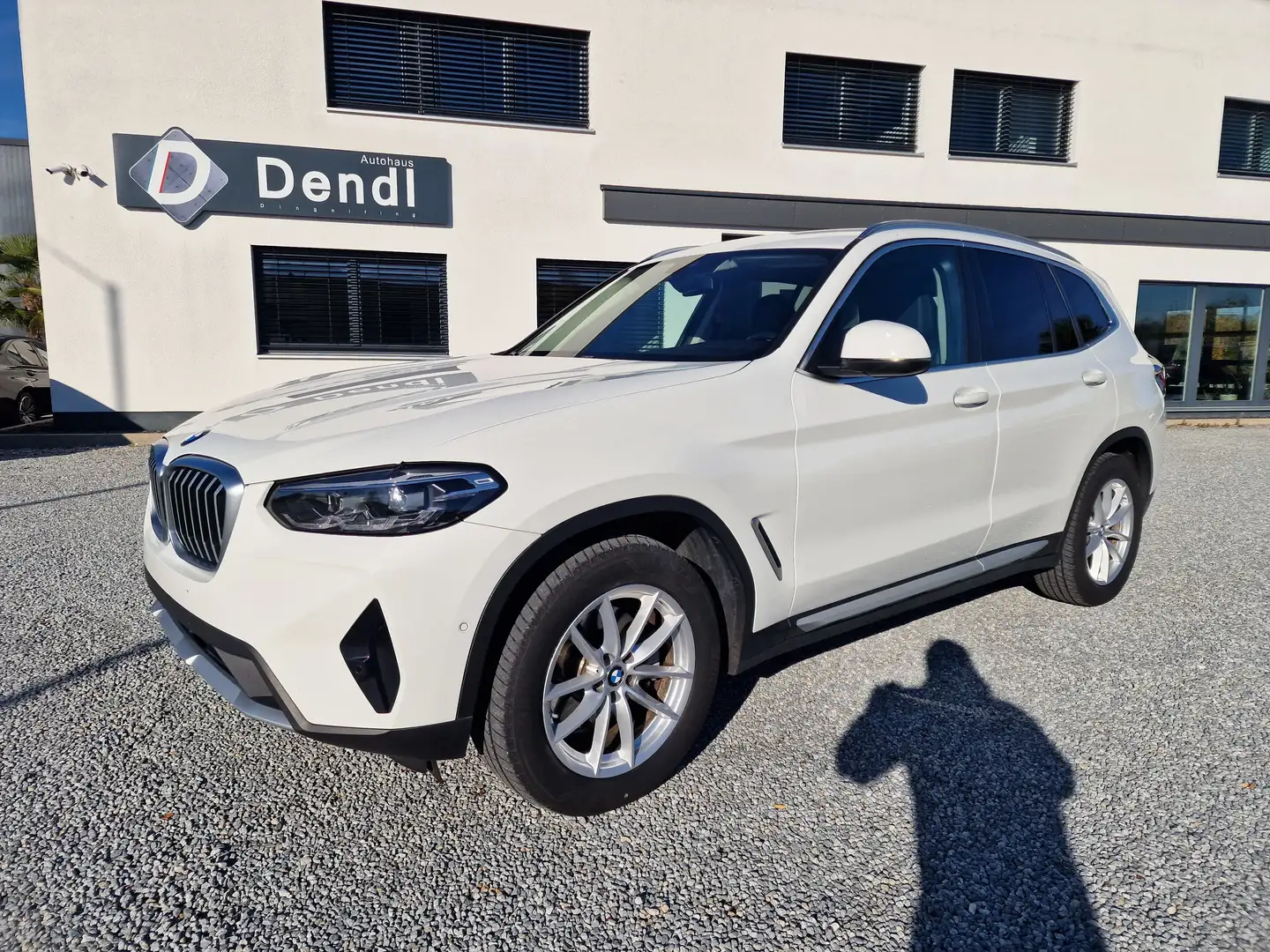 BMW X3 xDrive 20 d *Driv.Ass.*ACC*HiFi*RFK* Weiß - 1