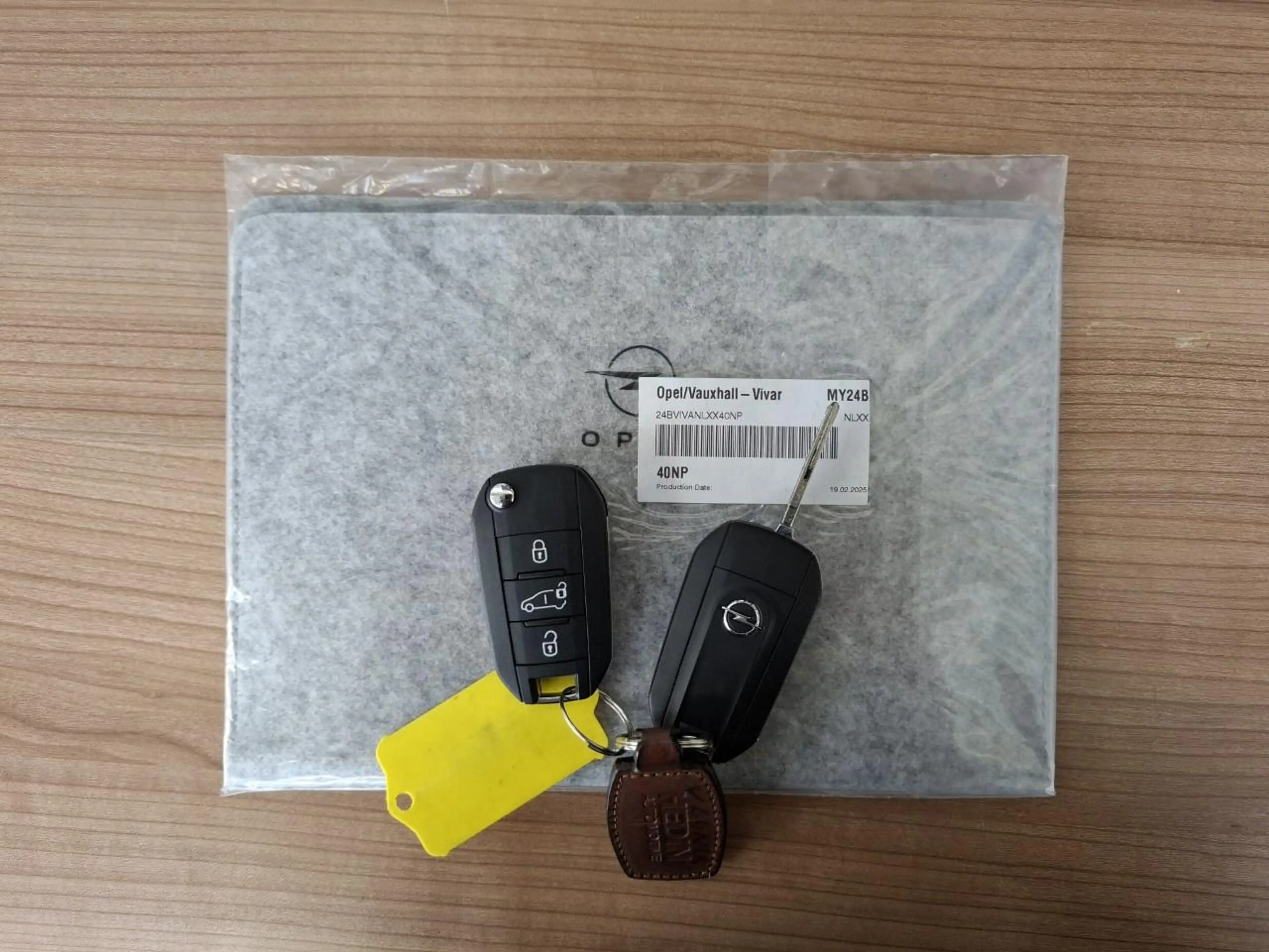 Opel Vivaro-e Electric L2 75 kWh | 11 kW boordlader | Comfort Pa — photo 13