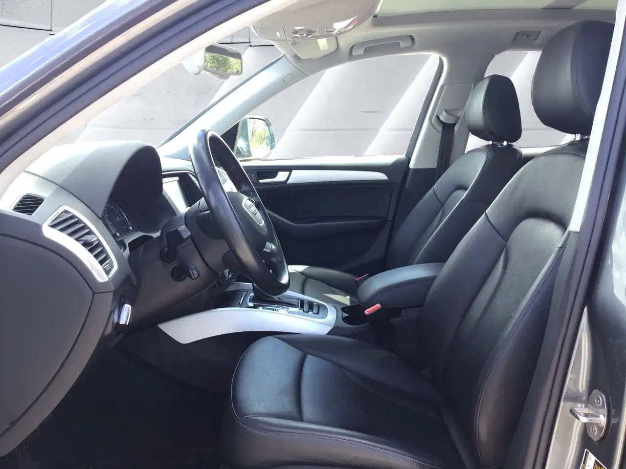 Audi Q5 снимка Audi Q5