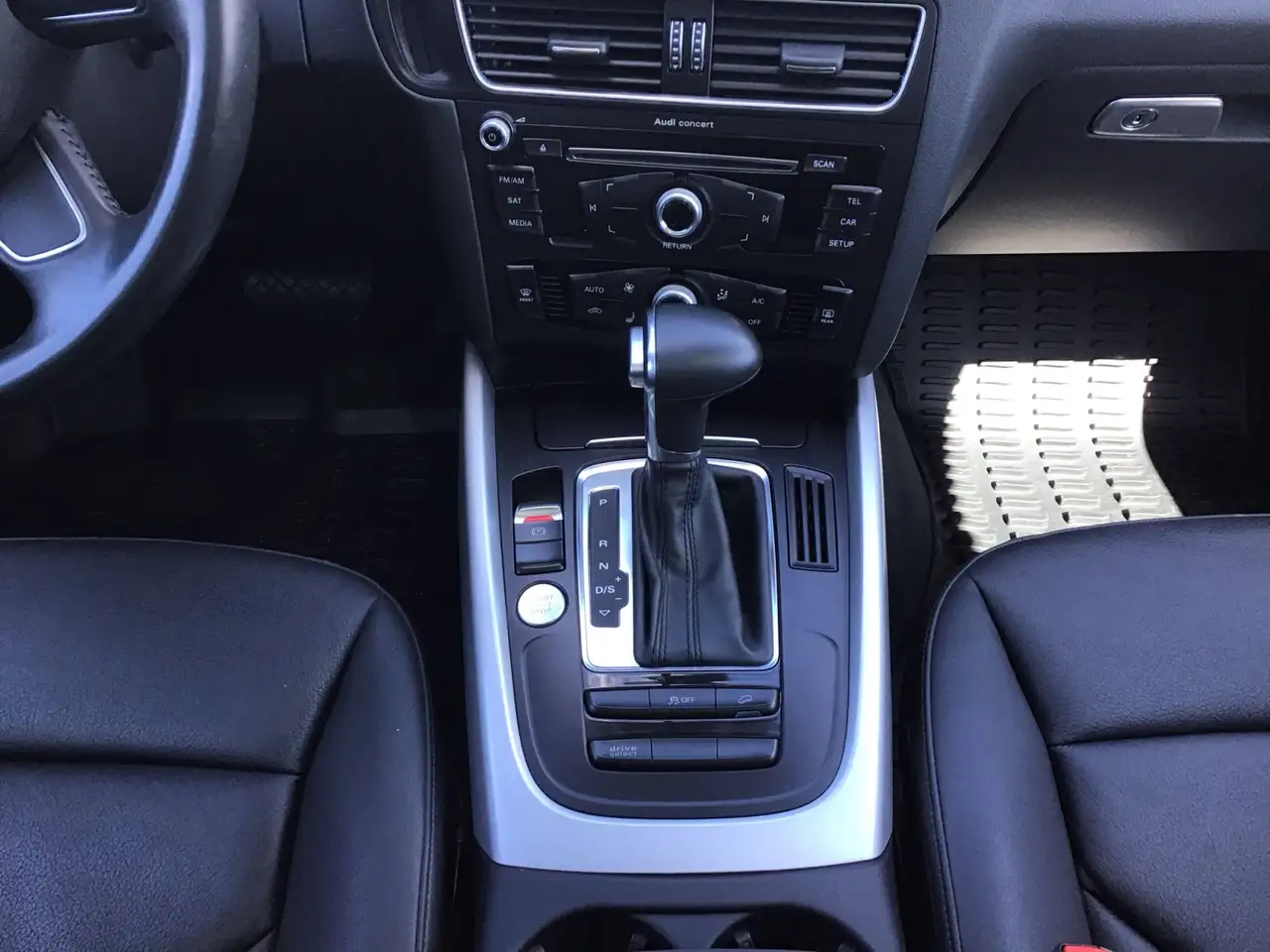 Audi Q5 снимка Audi Q5