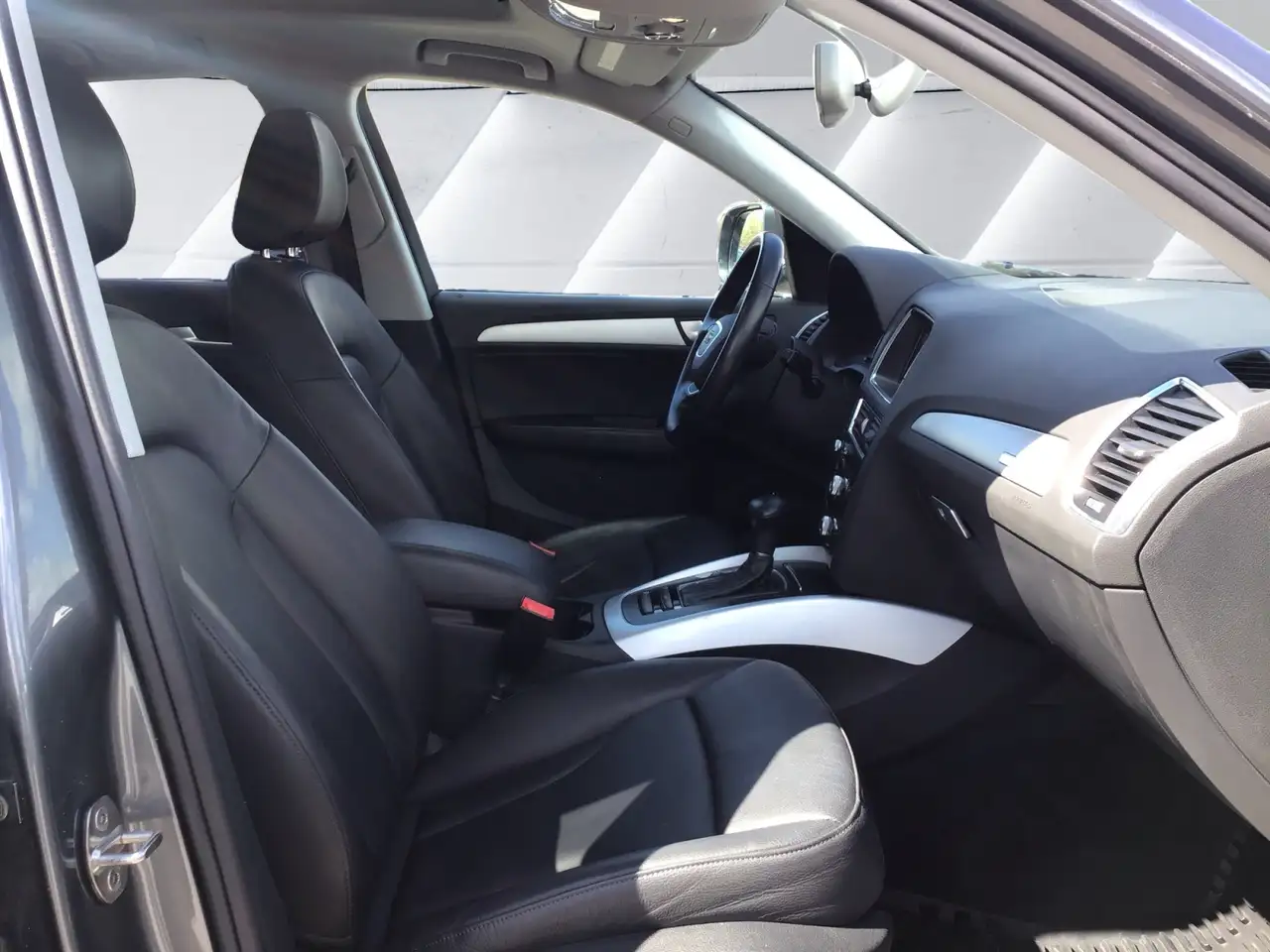 Audi Q5 снимка Audi Q5